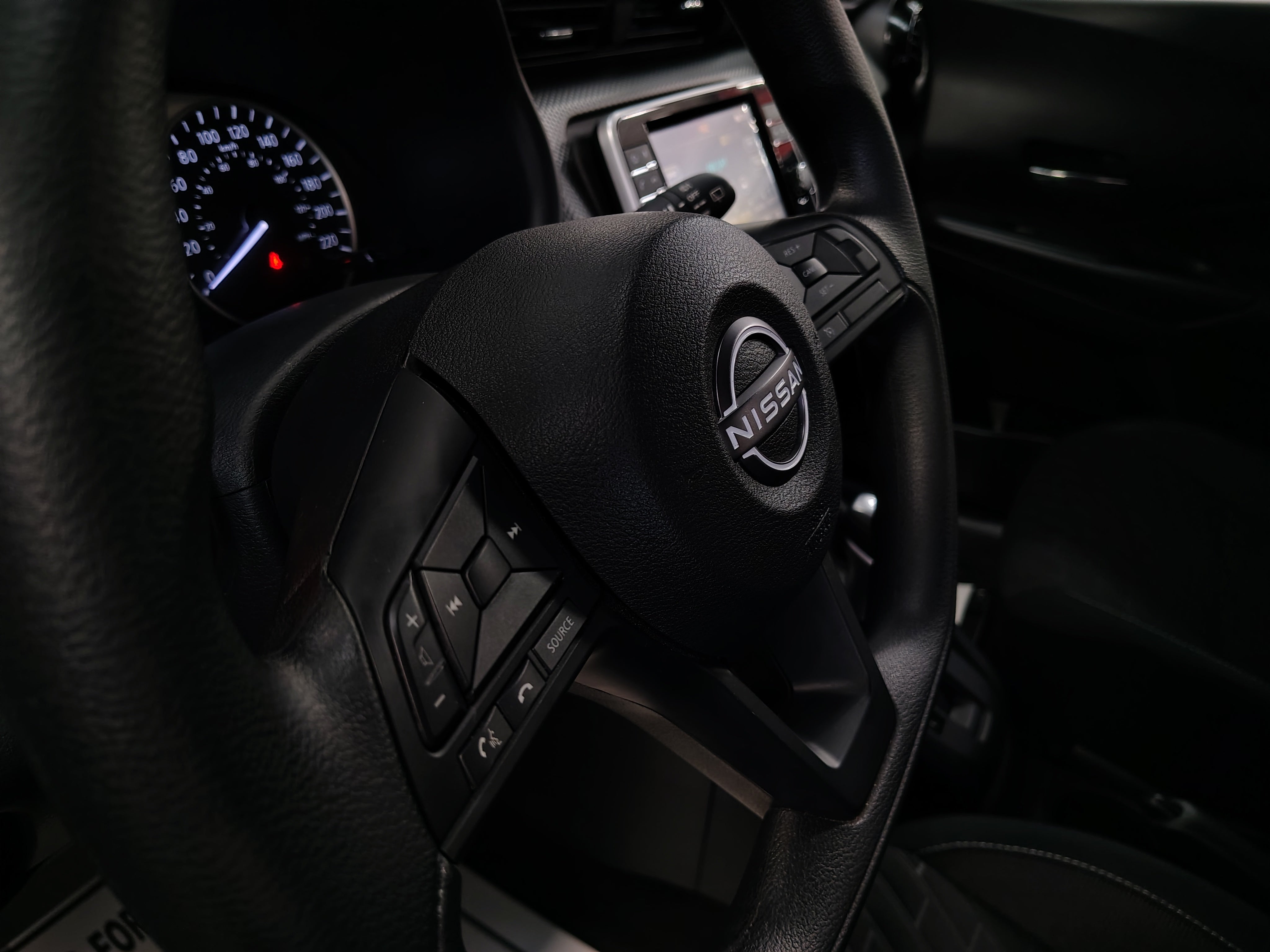 2025 Nissan KICKS 5P PLAY ADVANCE L41.6 AUT