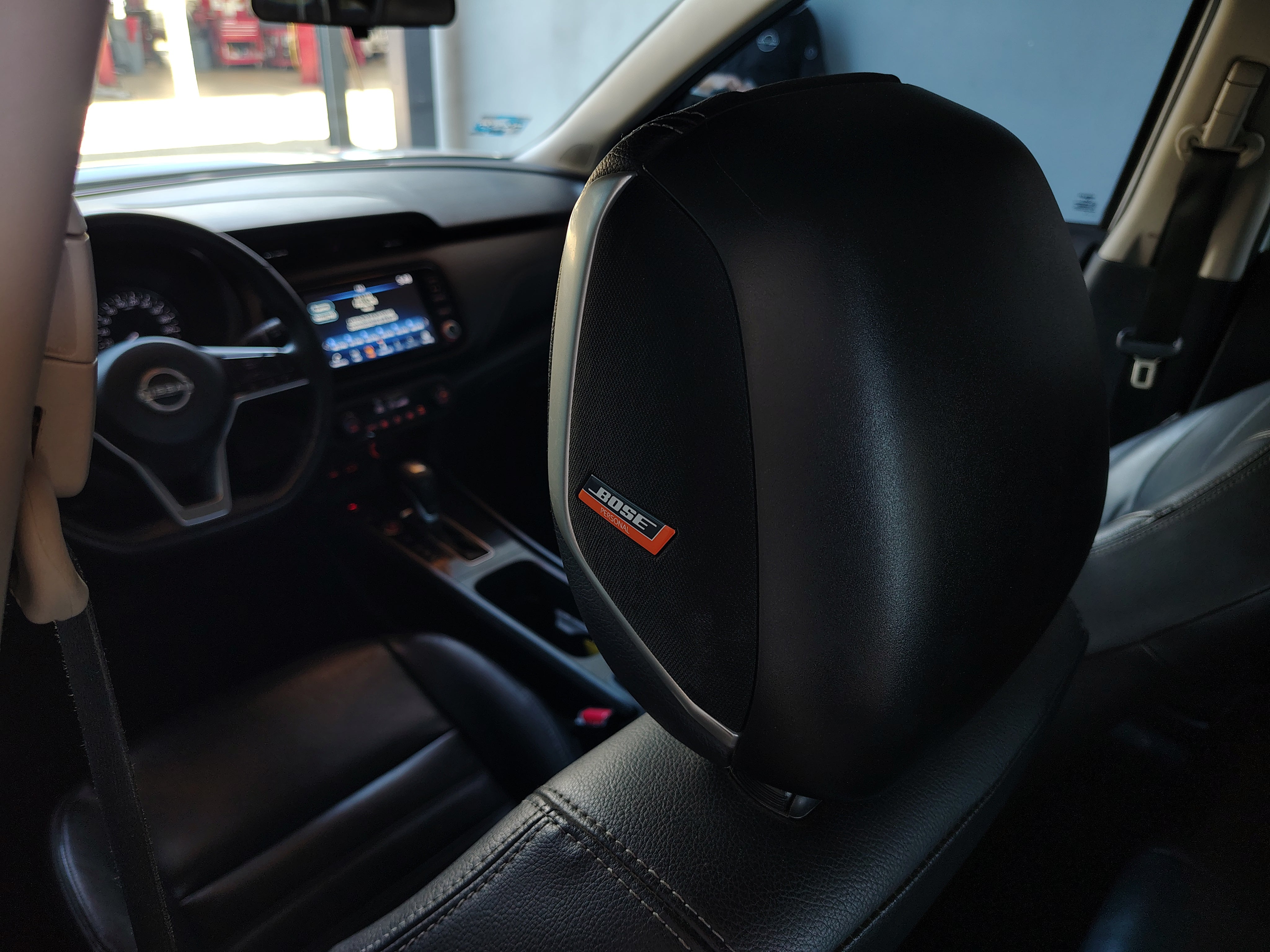 2023 Nissan KICKS 5 PTS PLATINUM 16L TA AAC AUT PIEL GPS RA-18
