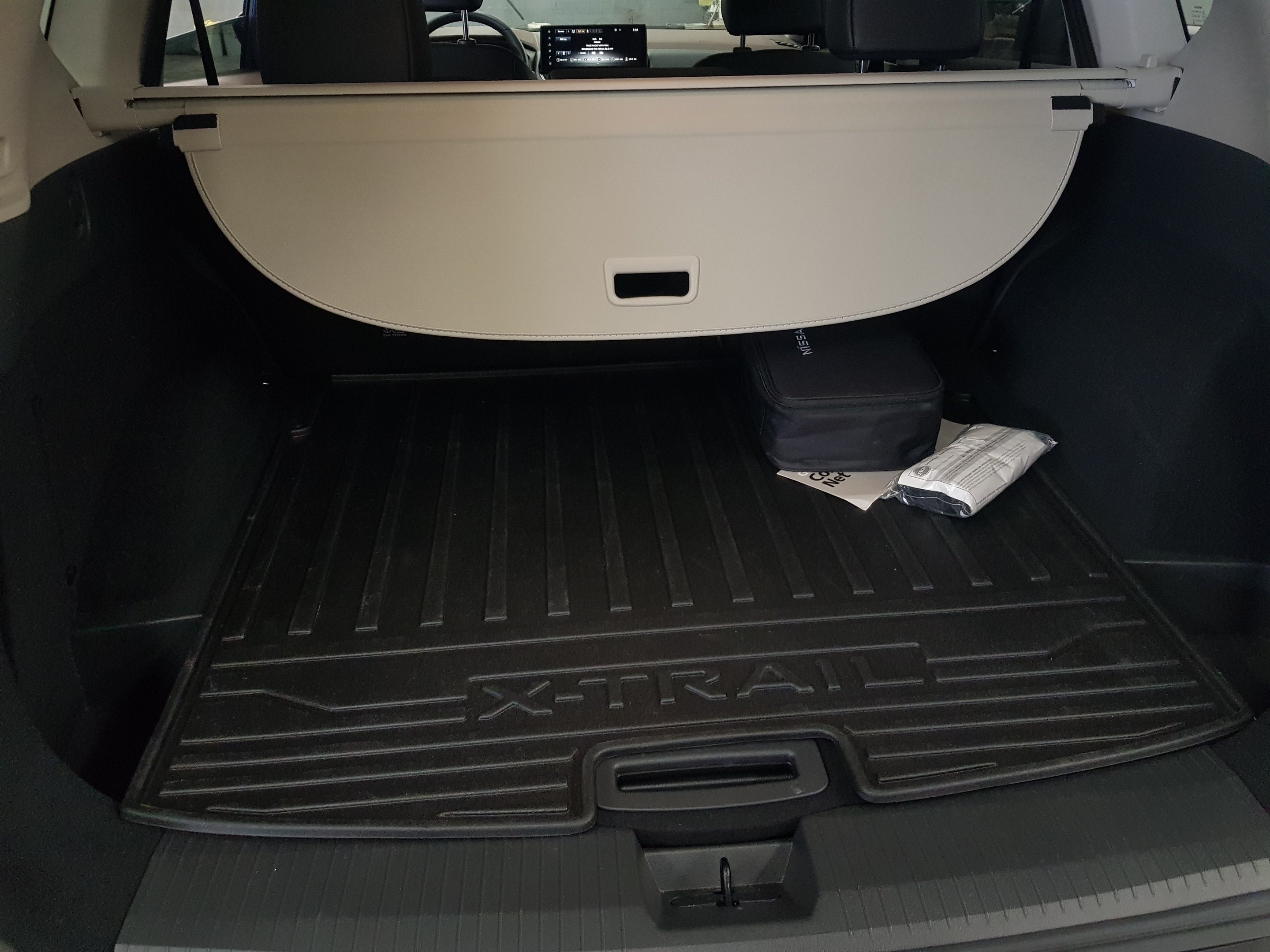 2024 Nissan X-TRAIL 5P PLATINUM 2 ROW L42.5 AUT