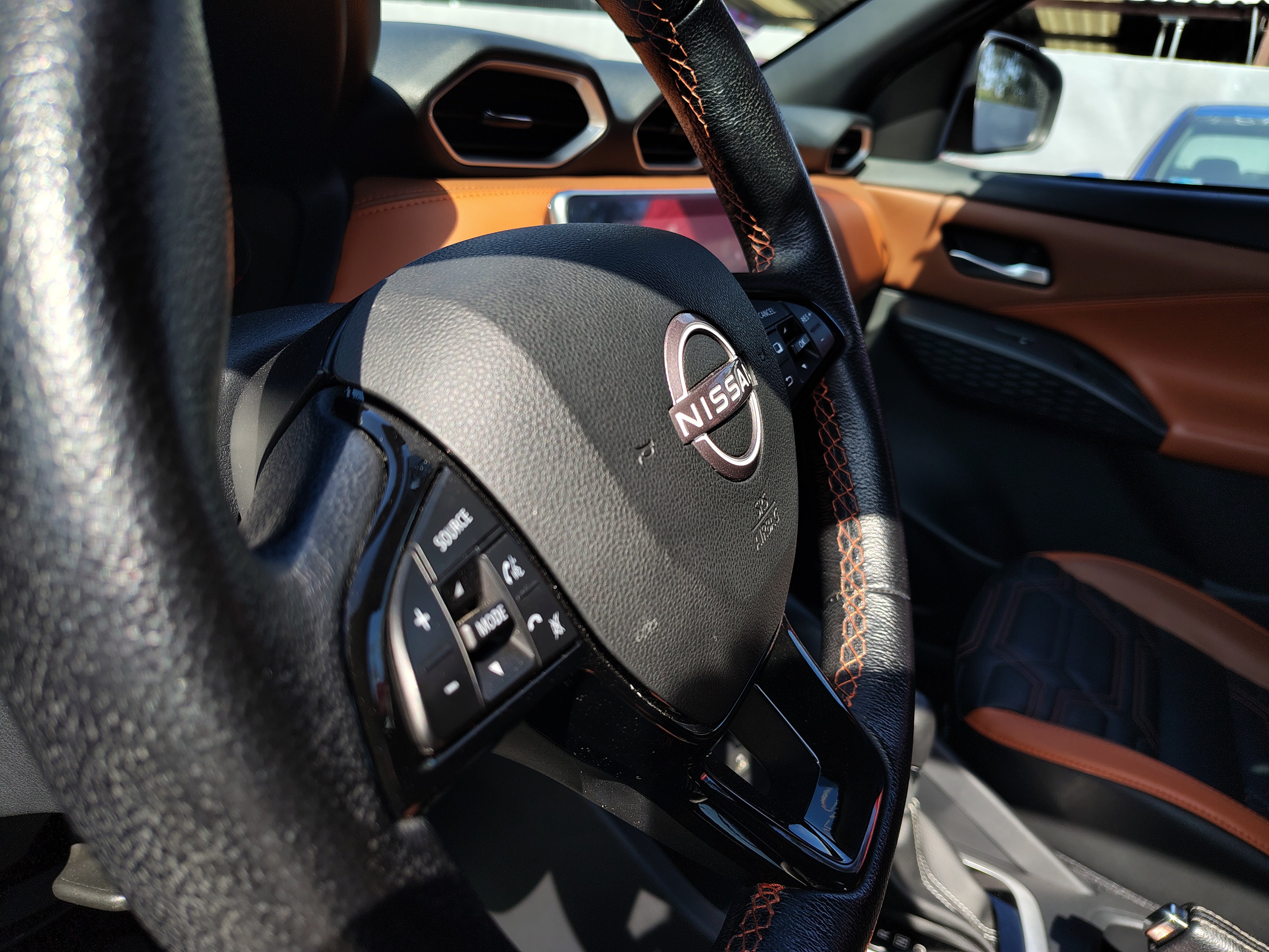 2025 Nissan MAGNITE 5 PUERTAS EXCLUSIVE 1.0 LTS CVT T