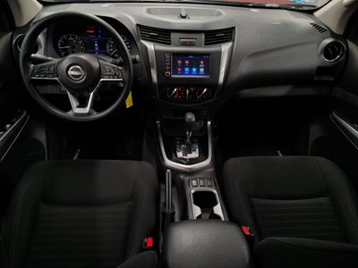 2023 Nissan NP300 FRONTIER 4 PTS LE L4 25L TA AAC VE ESTRIBOS RA-17