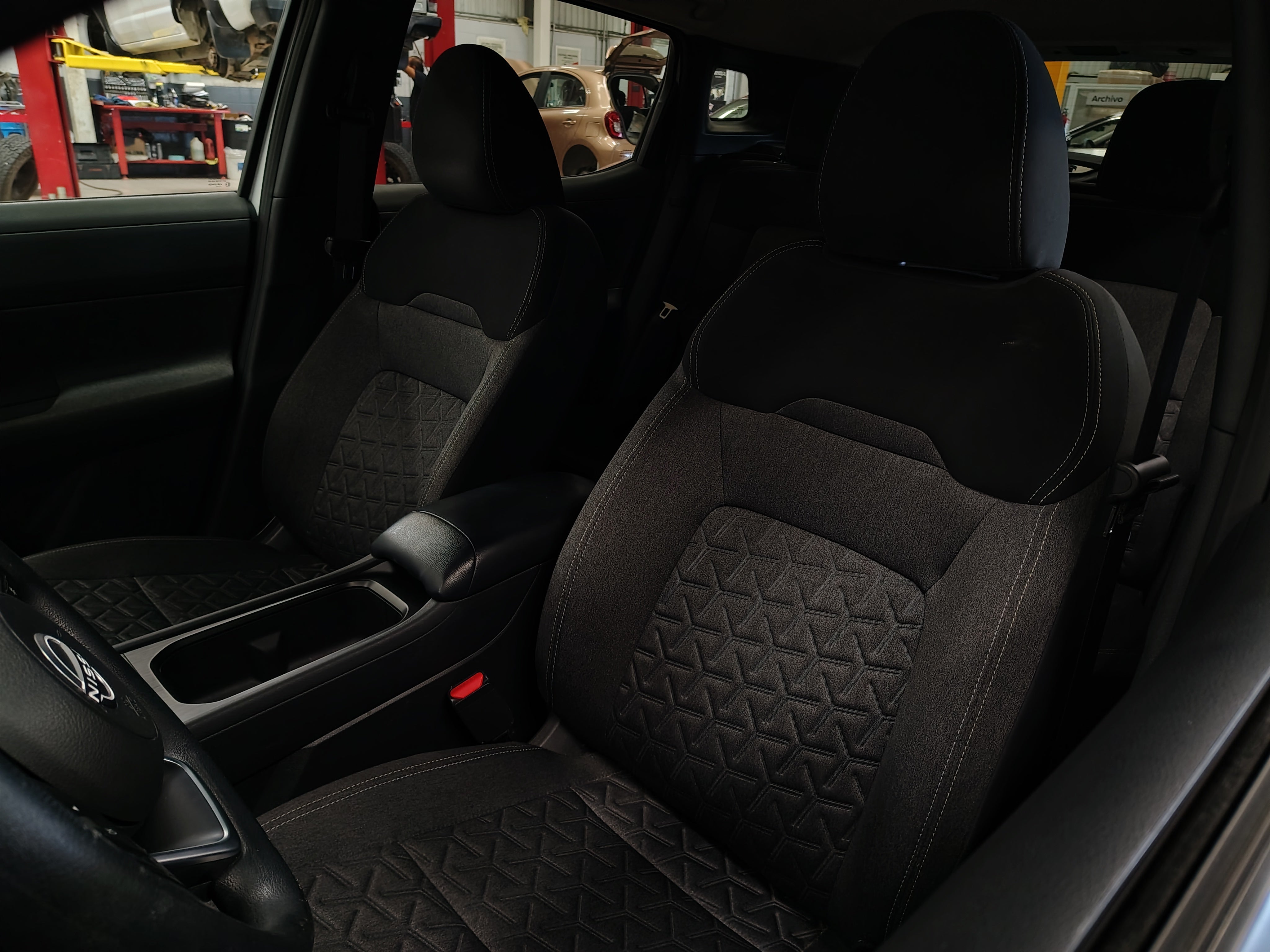 2025 Nissan KICKS 5P ADVANCE L42.0 AUT
