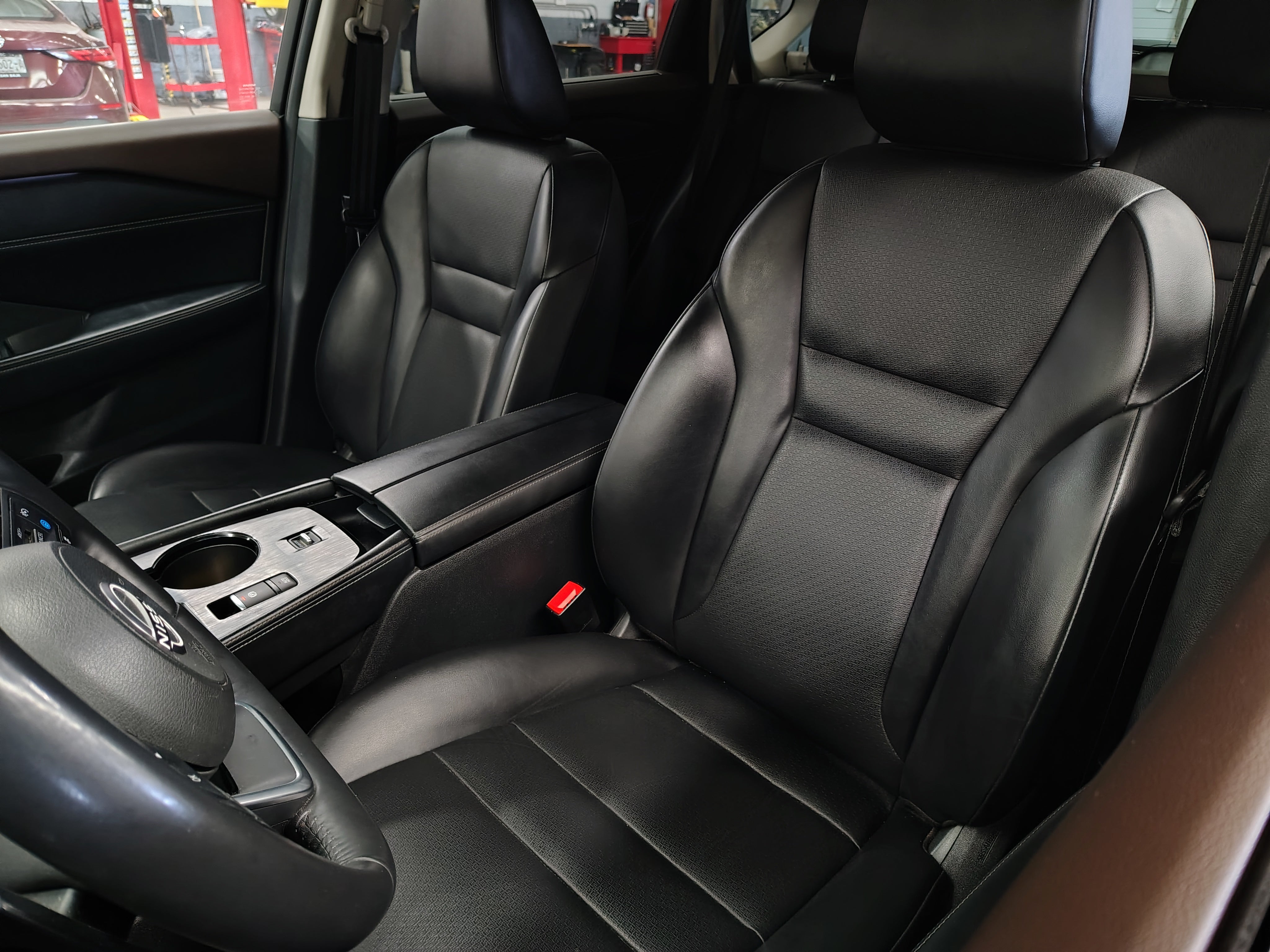 2023 Nissan X-TRAIL 5 PTS PLATINIUM PLUS CVT 2.5 LTS 2 ROW